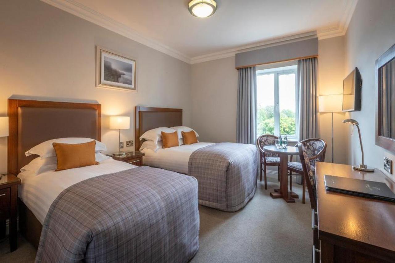 Temple Gate Hotel Ennis Kültér fotó
