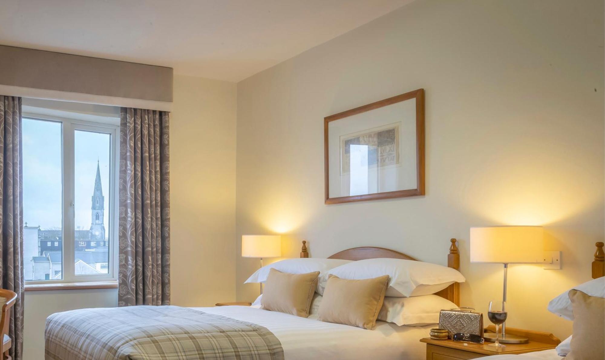 Temple Gate Hotel Ennis Kültér fotó